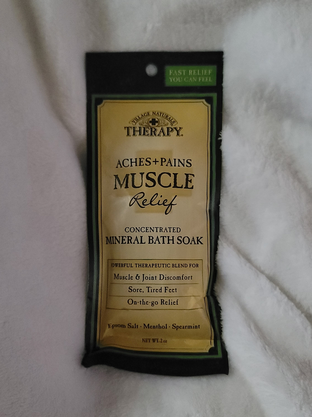 Therapy Aches + Pains Muscle Relief Mineral Bath Soak‎ New